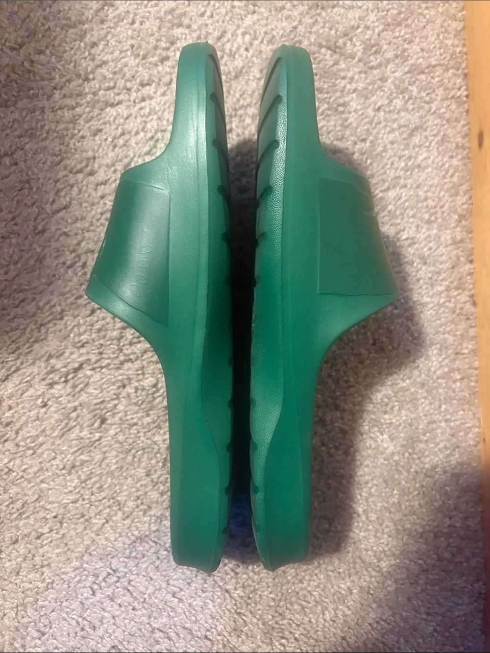 Lacoste Green Crocodile Slide Sandals, Men’s Size 9